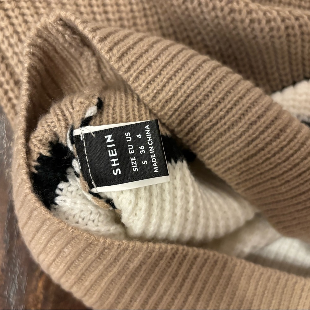 Sweater - Picture 2 of 2